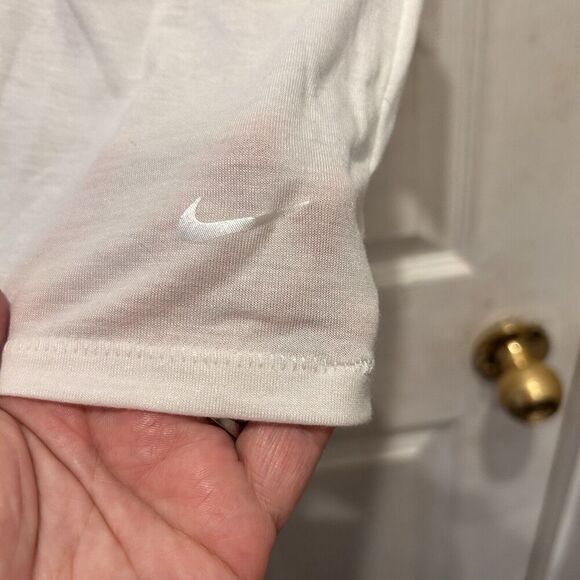 Nike Women’s Size M/L Club Tee Boxy Loose‎ Fit White Stay Cool Dri-Fit NWT - Picture 7 of 8